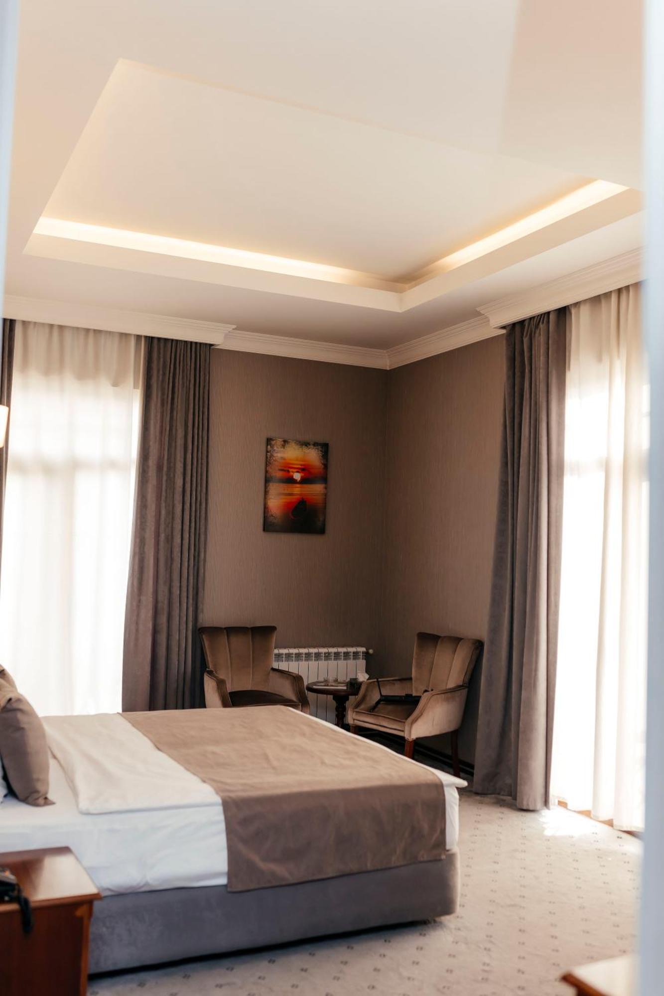 Capitol Hotel Baku Exterior photo